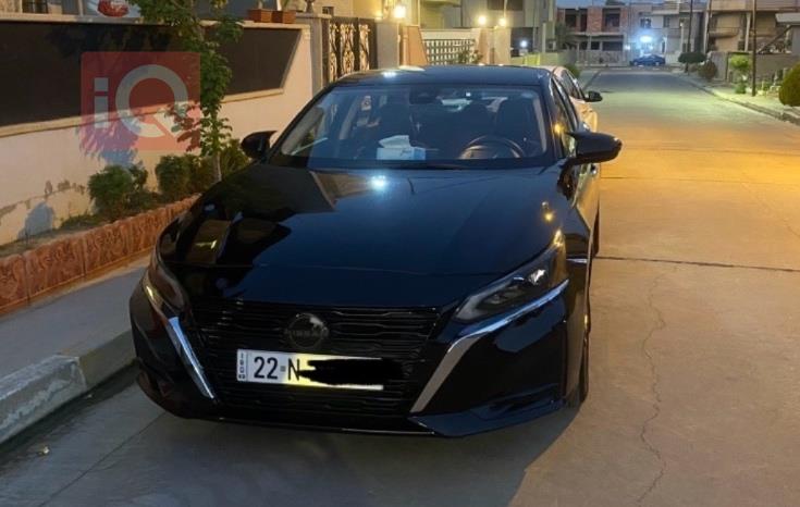 نیسان ئەلتیما